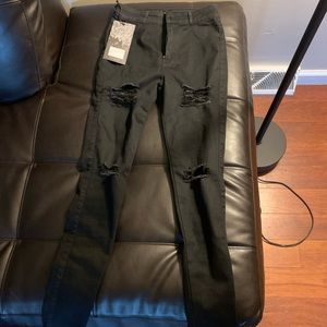 Black ripped fit jeans